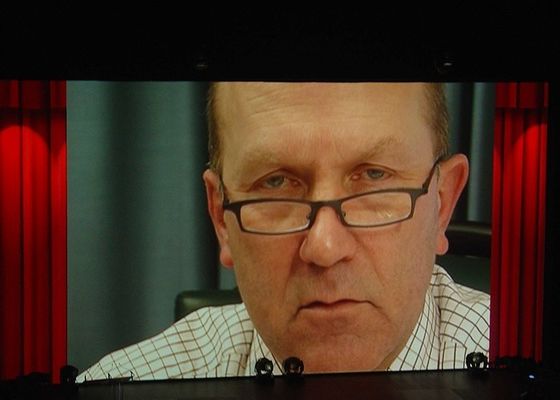 Φορητή επίδειξη των δημιουργικών οδηγήσεων SMD2020 900nits που διαφημίζει P2.5